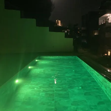 Pool&rooftop * Sarandë