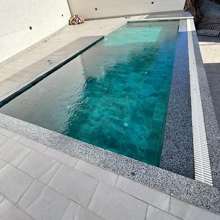 Pool&rooftop Apartamento Sarandë